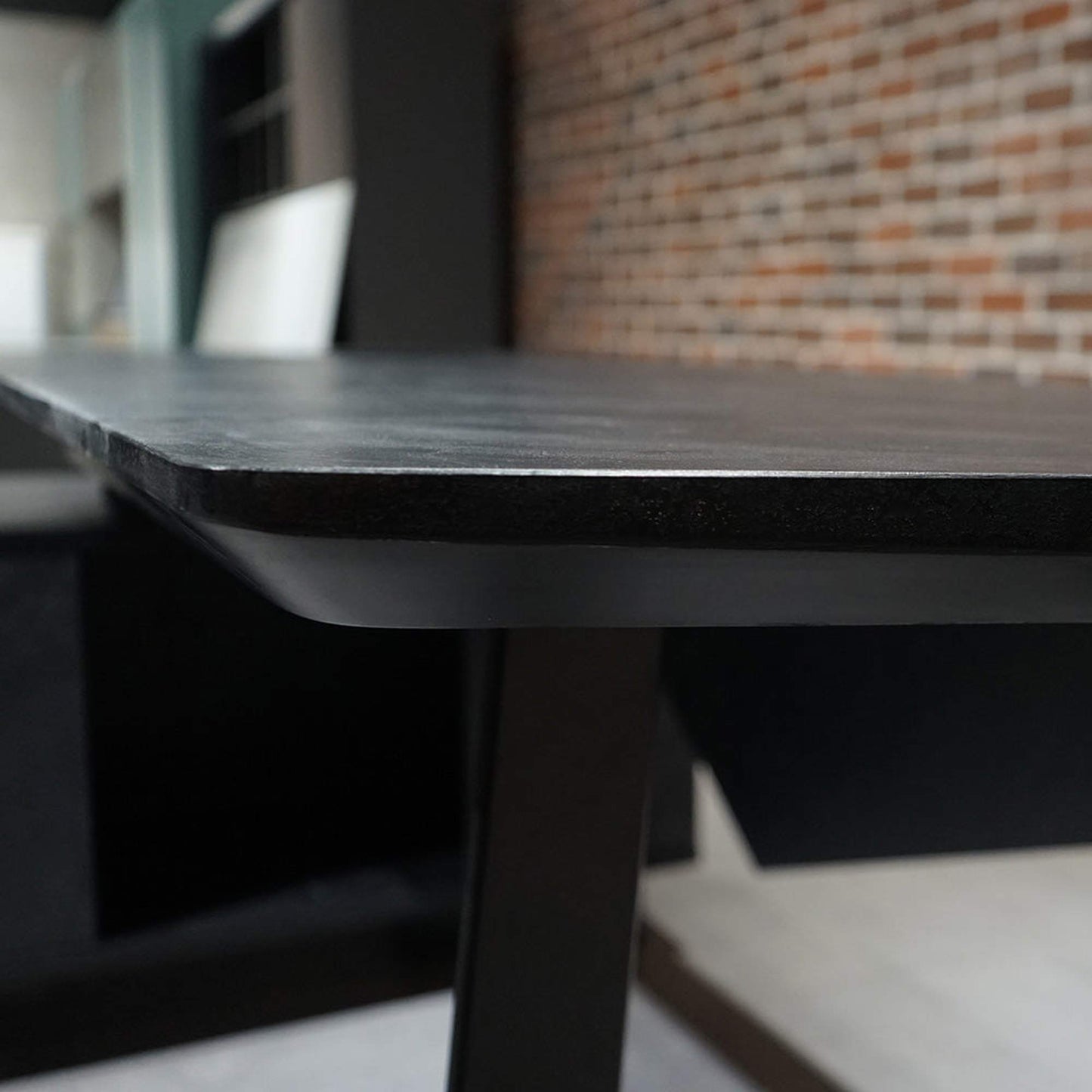 ARTO Black Executive Office Desk with Reversible Return 180-200cm - Black Concrete