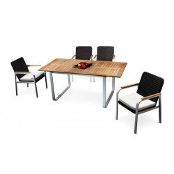 Outdoor Dining Settings