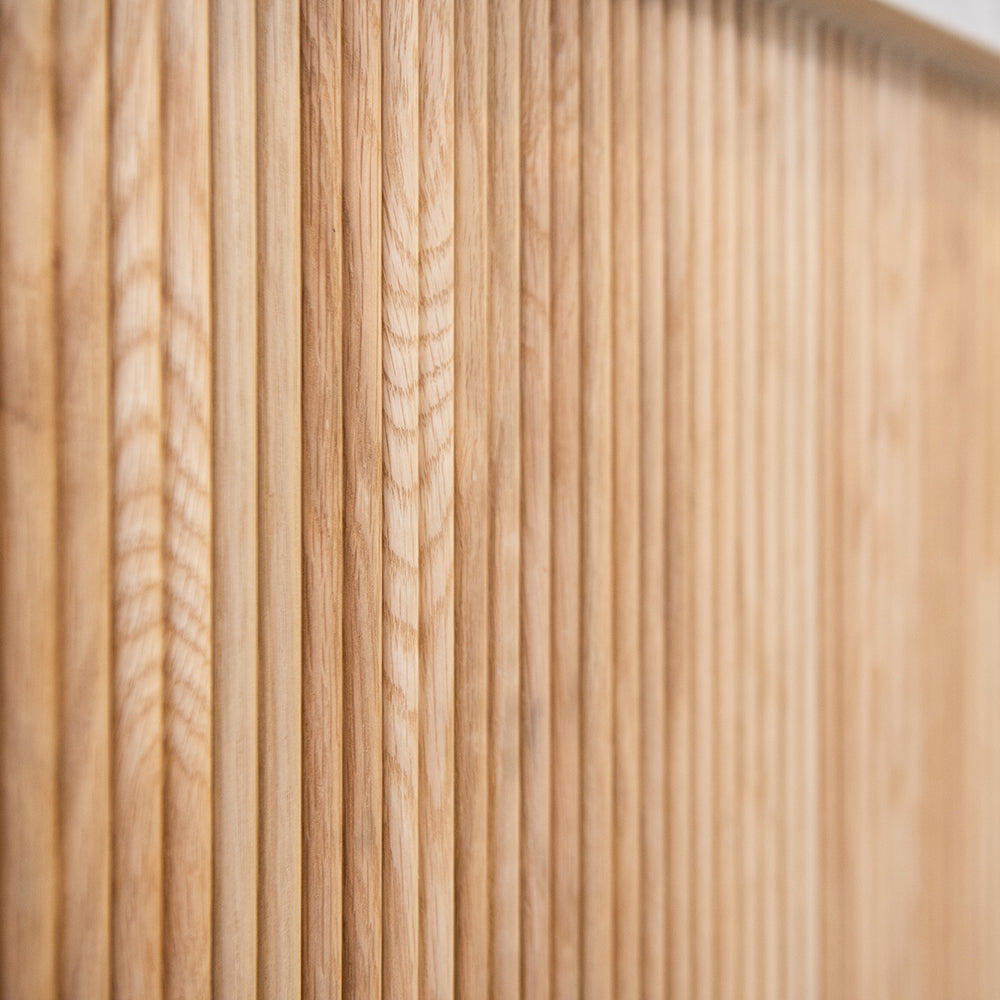 WOODFLEX Flexible Wooden Slat Wall Panel - Oak Veneer - 2700mm x 600mm - Mini Half Round