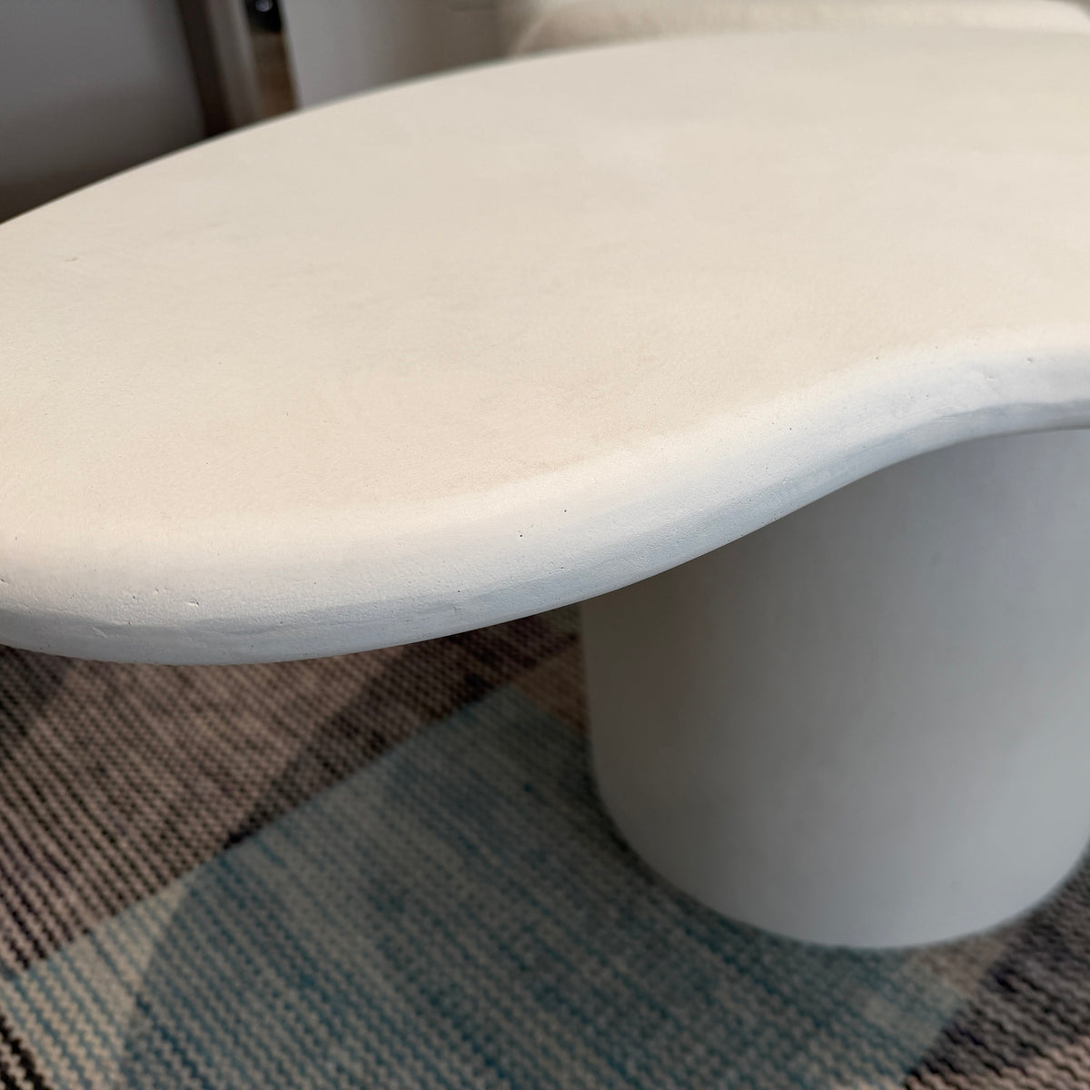 ROCCO Indoor & Outdoor Coffee Table 87cm - White Concrete