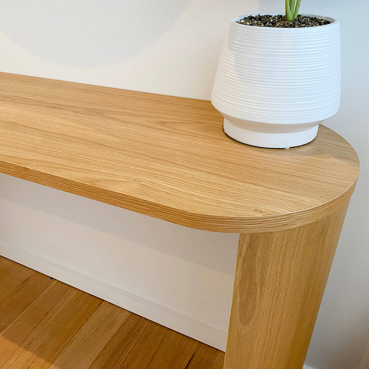ZANA Console Table 140cm - Natural Oak