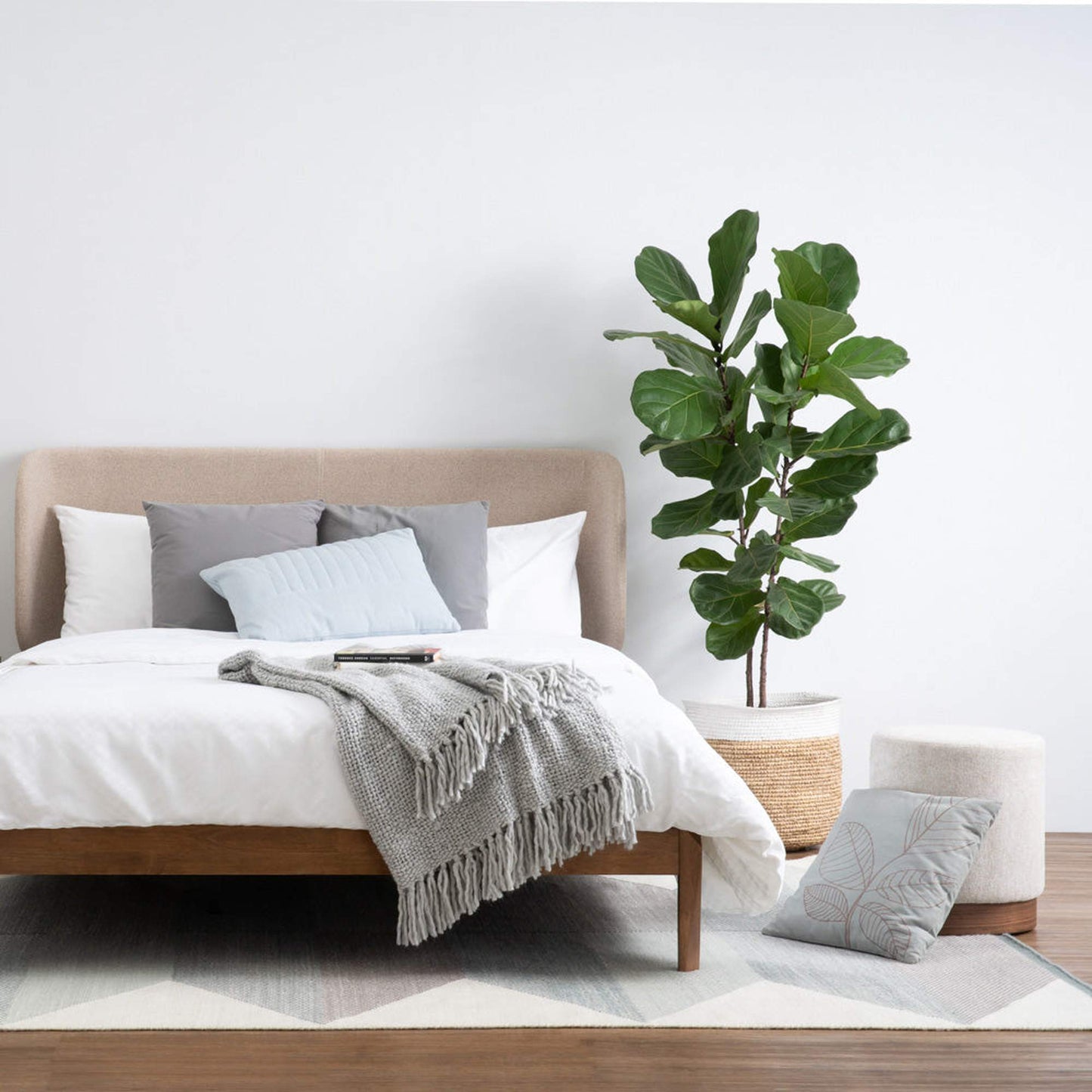 AURA Ottoman 37.5cm - Beige & Walnut