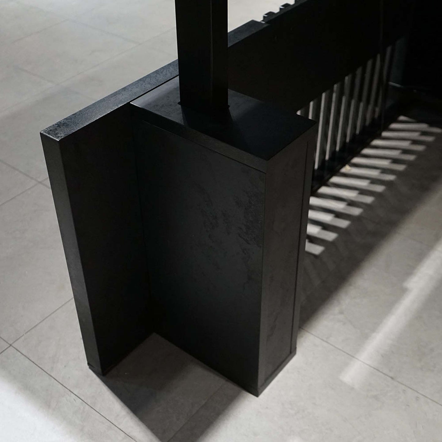 DAXTON Executive Desk with Right Return with Lift 200cm - Black