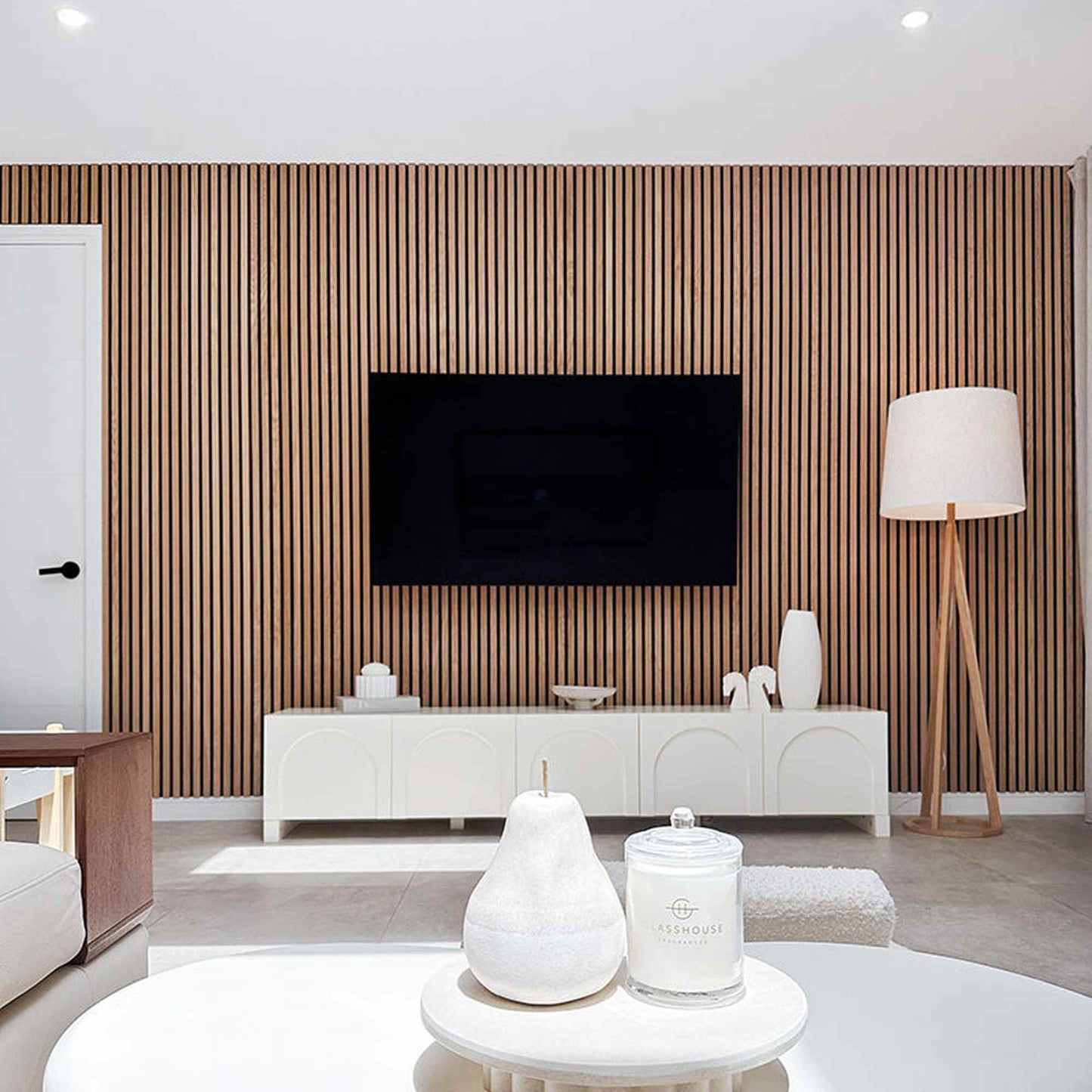 https://www.modernfurniture.com.au/cdn/shop/files/StephInfluencerAfter-800_e6953892-846f-494d-95b2-c143294729bf.jpg?v=1707975172&width=1445