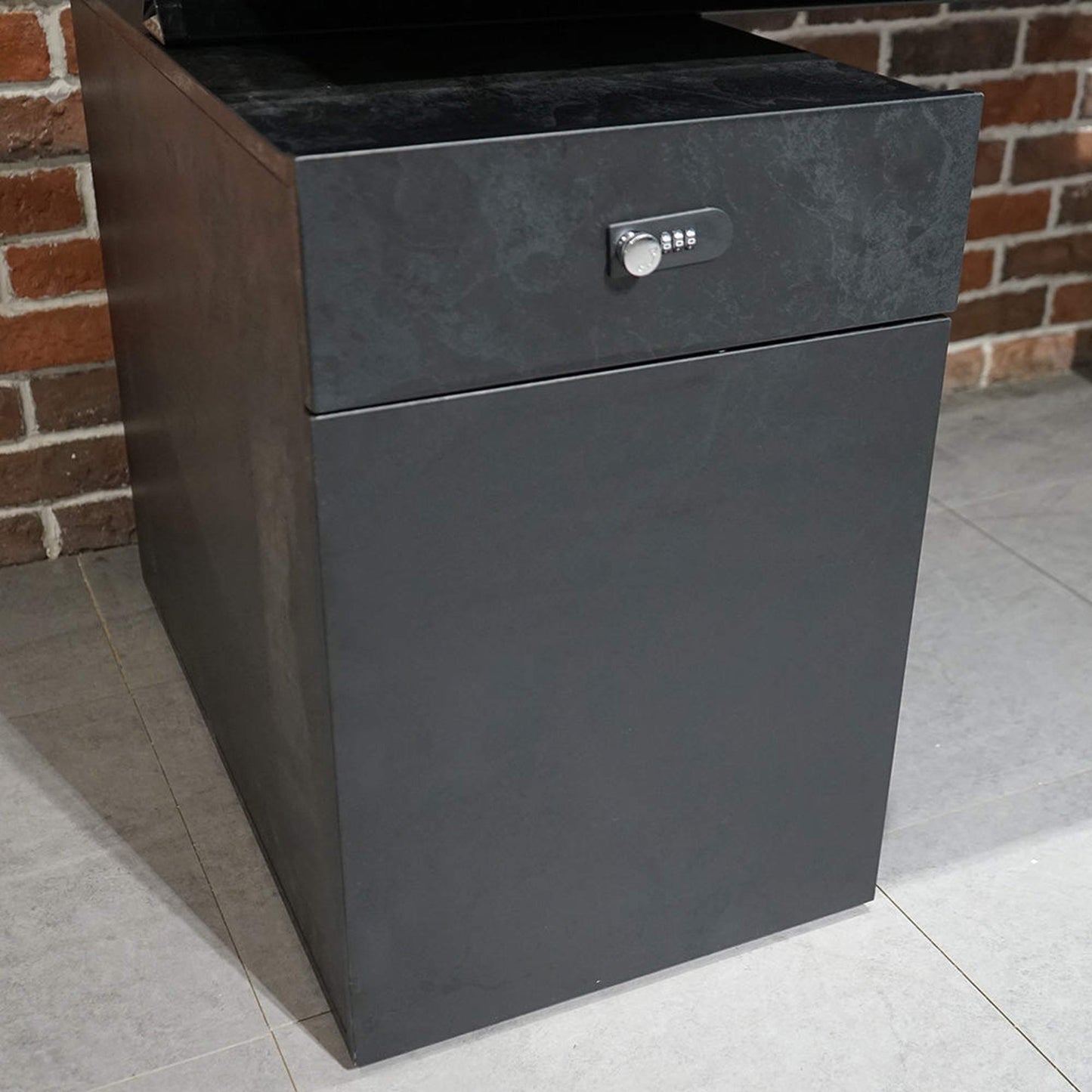 DOLAN Reversible Single Seater Workstation 1.4 - 1.6m - Black Concrete