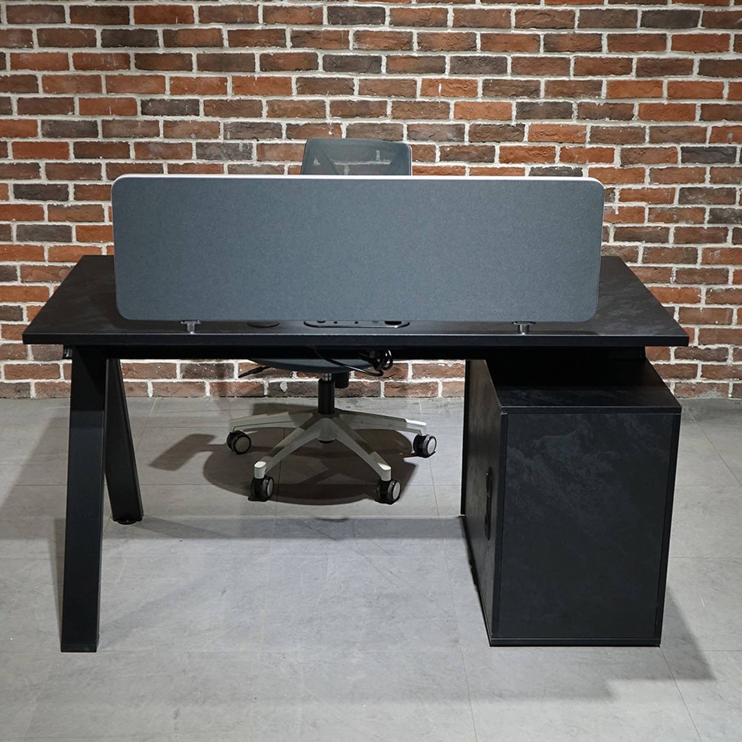 DOLAN Reversible Single Seater Workstation 1.4 - 1.6m - Black Concrete